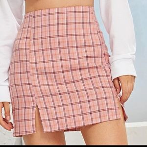 ROMWE plaid slit mini-skirt.